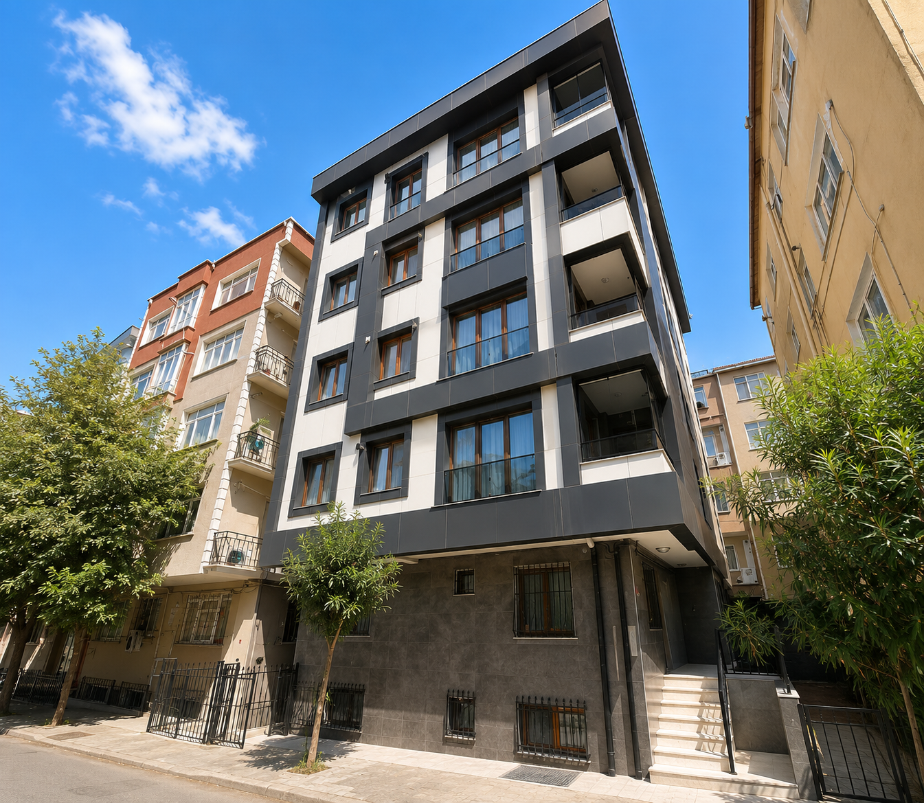 Anahtar Teslim Kentsel Dönüşüm Projesi İstanbul İstanbul'da anahtar teslim olarak inşa edilen yeni nesil konut projemiz modern mimari, kaliteli malzeme ve deprem yönetmeliğine uygun yapısıyla dikkat çekmektedir.İstanbul anahtar teslim apartman projesi